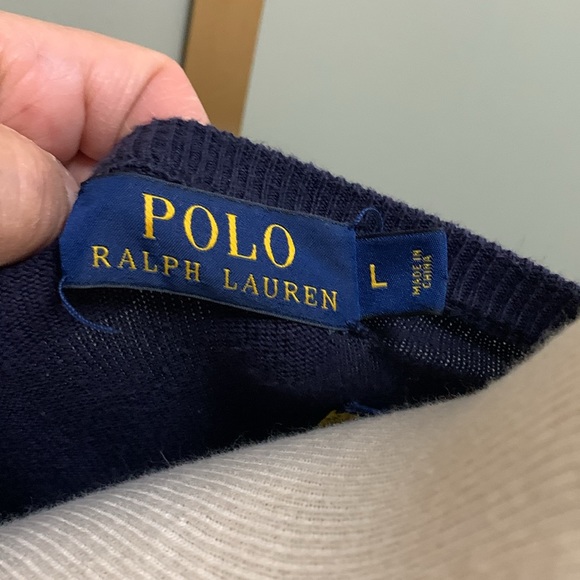 Polo Ralph Lauren Pima Cotton Navy Size Large  Mens Lightweight V Neck EUC - Picture 9 of 10